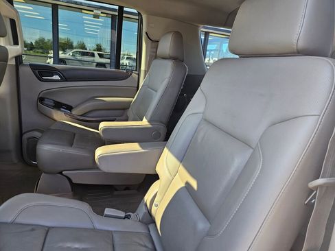 Used 2015 GMC Yukon XL SLT AWD/4WD image 14