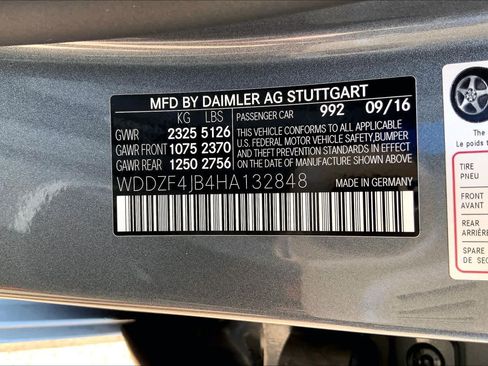 Used 2017 Mercedes-Benz E 300 image 36