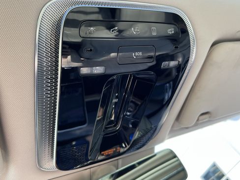 Used 2023 Mercedes-Benz S 500 4MATIC image 28