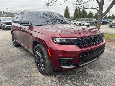 Used 2025 Jeep Grand Cherokee L Summit image 2