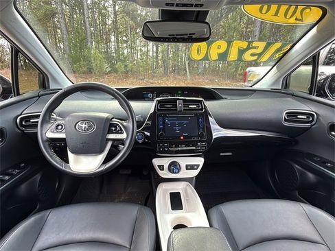 Used 2016 Toyota Prius Four w/ Advanced Technology Package image 20