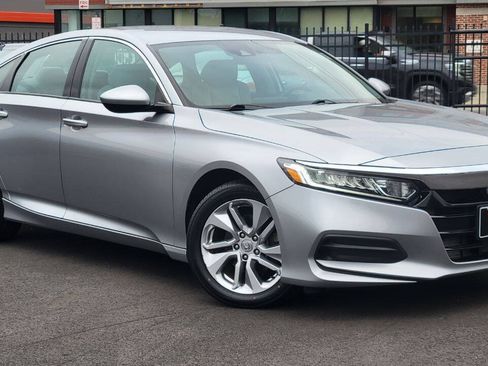 Used 2020 Honda Accord LX image 4