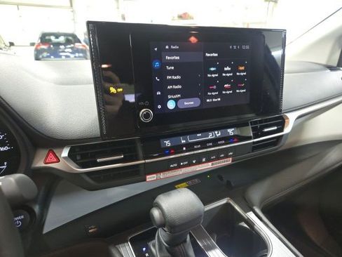 Used 2026 Toyota Sienna LE image 15