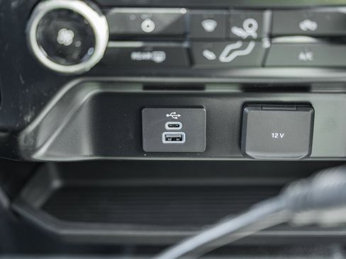 New 2026 Ford F550 4x4 Crew Cab image 32