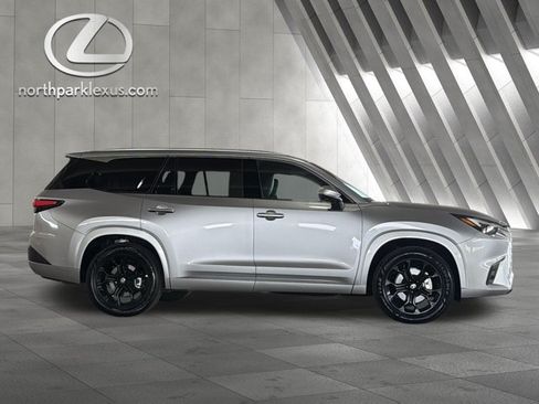 Certified 2026 Lexus TX 350 AWD w/ Technology Package image 4