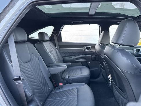 New 2025 Kia Sorento SX Prestige image 12