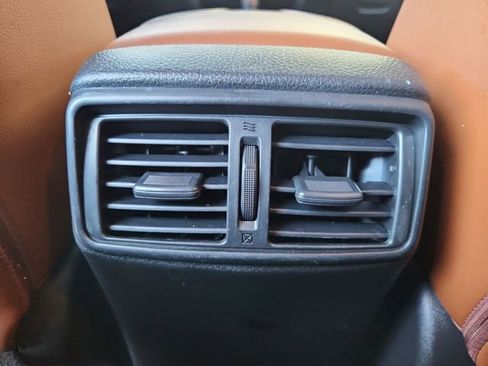 Used 2018 Nissan Rogue SL w/ Premium Package AWD/4WD image 22