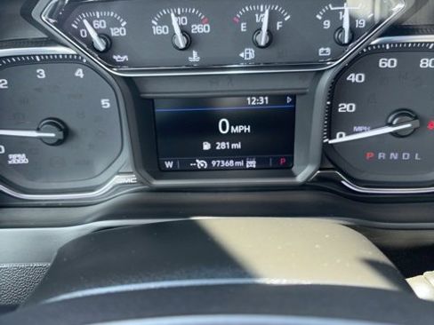 Used 2023 GMC Sierra 2500 AT4 w/ Gooseneck/5TH Wheel Package image 10