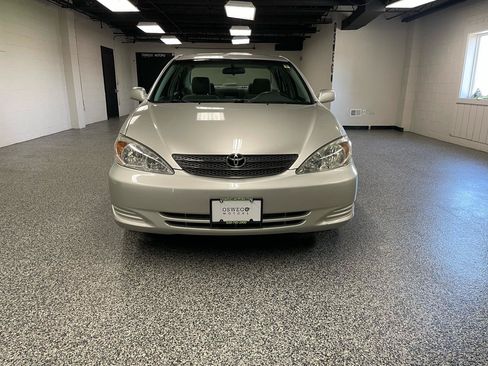 Used 2003 Toyota Camry LE FWD image 9