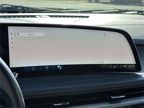 Used 2025 Cadillac XT4 Premium Luxury image 9