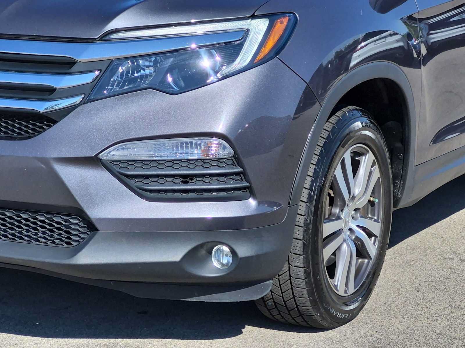 Certified 2018 Honda Pilot EX-L image 11