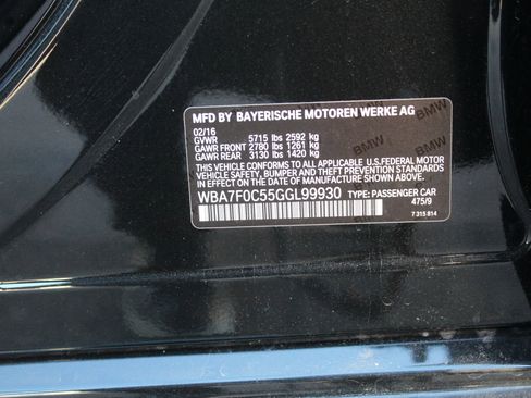 Used 2016 BMW 750i image 11