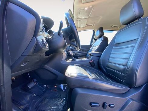 Used 2019 Ford Escape SEL image 9