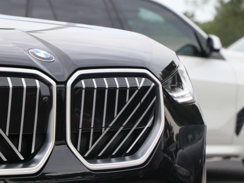 Certified 2026 BMW X3 xDrive30 w/ Premium Package image 6