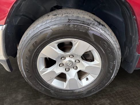 Used 2019 RAM 1500 Big Horn image 33