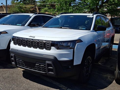 New 2026 Jeep Cherokee Laredo AWD/4WD image 3