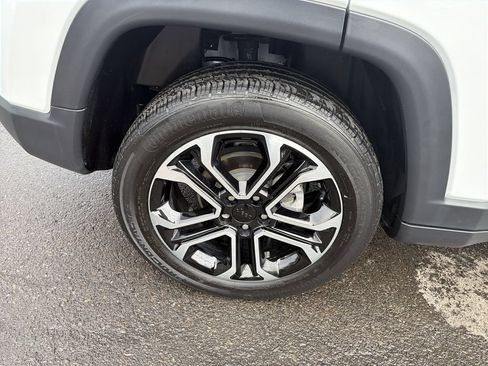 Used 2023 Jeep Compass Limited AWD/4WD image 32