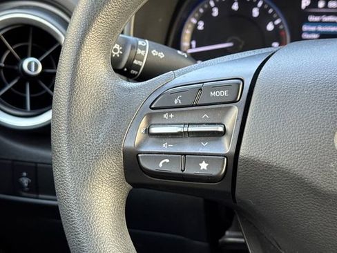 Used 2023 Hyundai Kona SEL image 35