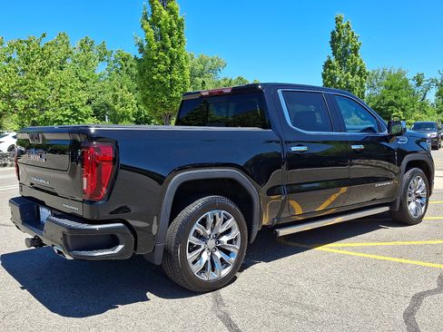 Used 2024 GMC Sierra 1500 Denali w/ Denali Reserve Package AWD/4WD image 6