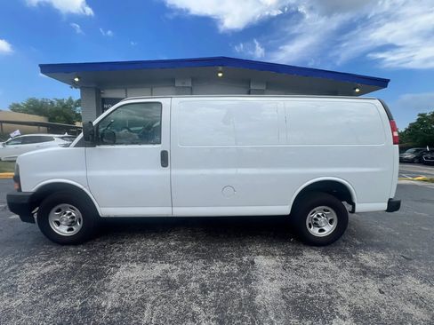 Used 2019 Chevrolet Express 2500 RWD image 8