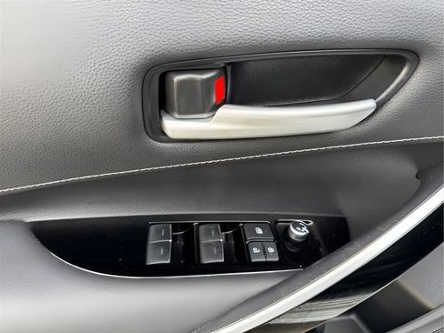 Used 2019 Toyota Corolla XSE FWD image 20