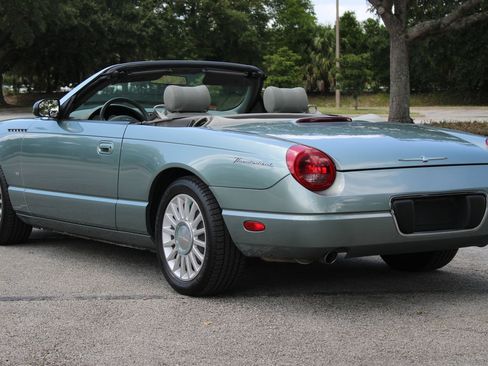 Used 2004 Ford Thunderbird Pacific Coast RWD image 11