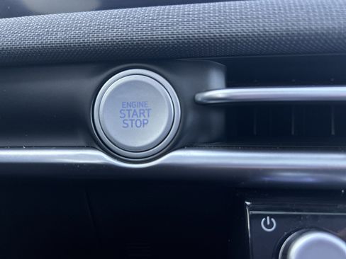 Used 2025 Hyundai Tucson Limited image 20