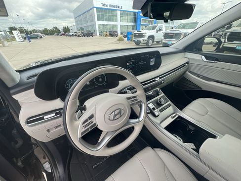 Used 2023 Hyundai Palisade Calligraphy image 10