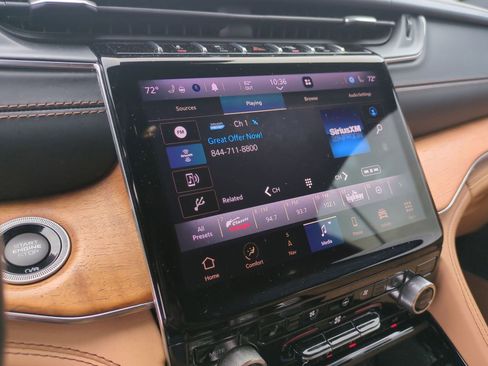 Used 2021 Jeep Grand Cherokee L Summit image 13