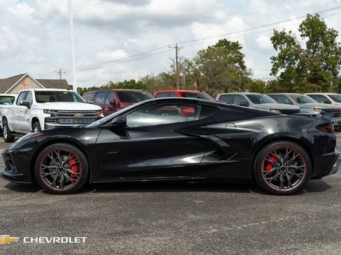 Used 2023 Chevrolet Corvette Stingray Premium Cpe w/ Z51 Performance Package image 12
