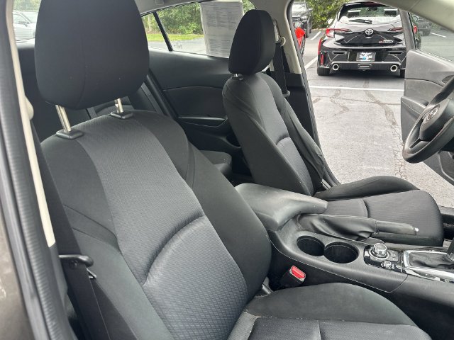 Used 2016 MAZDA MAZDA3 i Sport FWD image 20