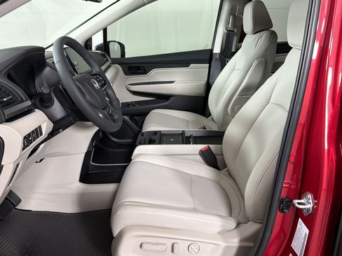 New 2026 Honda Odyssey EX-L image 5