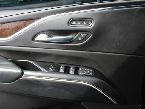 Used 2021 Cadillac Escalade Sport Platinum AWD/4WD image 40