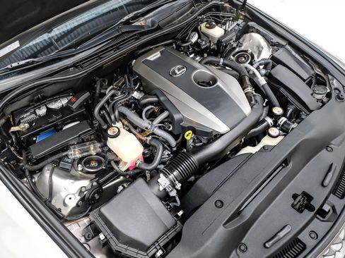 Used 2019 Lexus IS 300 RWD image 52