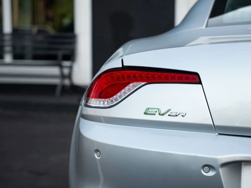 Used 2012 Fisker Karma EcoChic RWD image 49