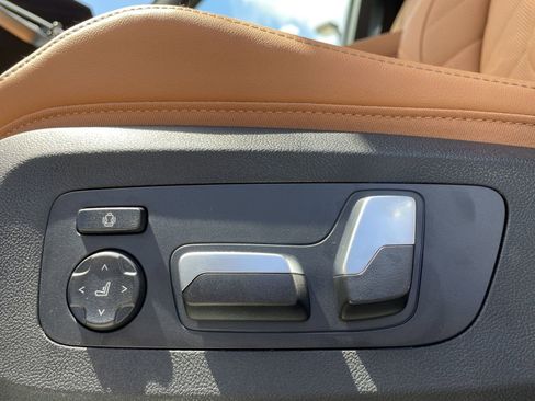 Used 2026 BMW X5 sDrive40i w/ M Sport Package image 17