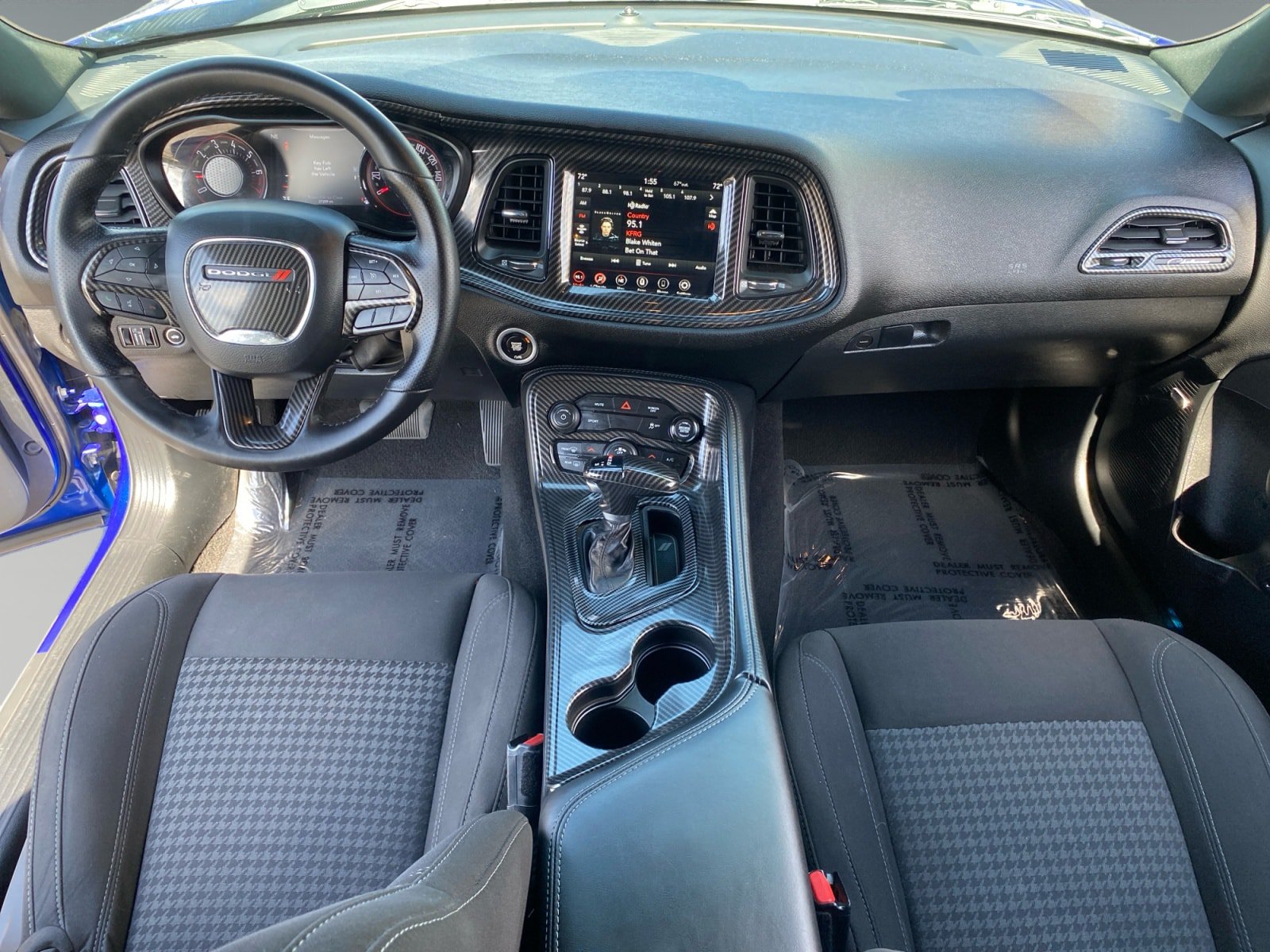 Used 2022 Dodge Challenger SXT w/ Blacktop Package RWD image 10