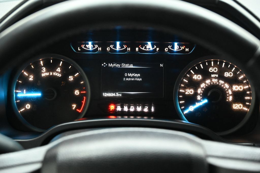 Used 2017 Ford F150 XLT w/ Equipment Group 301A Mid AWD/4WD image 26