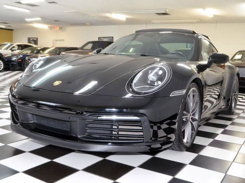 Used 2020 Porsche 911 GT3 RS image 5