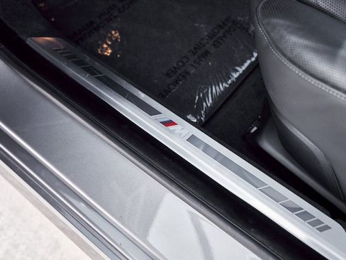 Used 2024 BMW 760i xDrive image 36