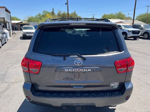 Used 2014 Toyota Sequoia SR5 AWD/4WD image 53