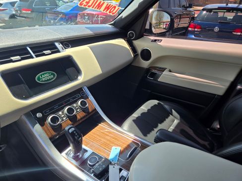 Used 2015 Land Rover Range Rover Sport Supercharged AWD/4WD image 8