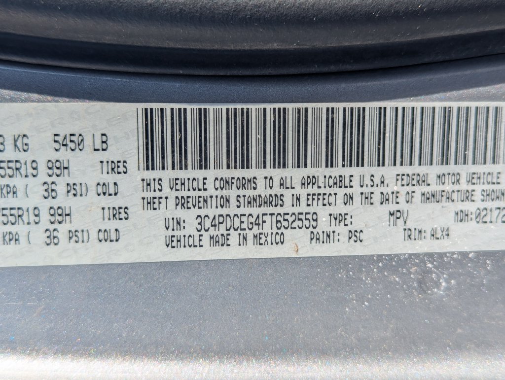 Used 2015 Dodge Journey R/T w/ Flexible Seating Group FWD image 15