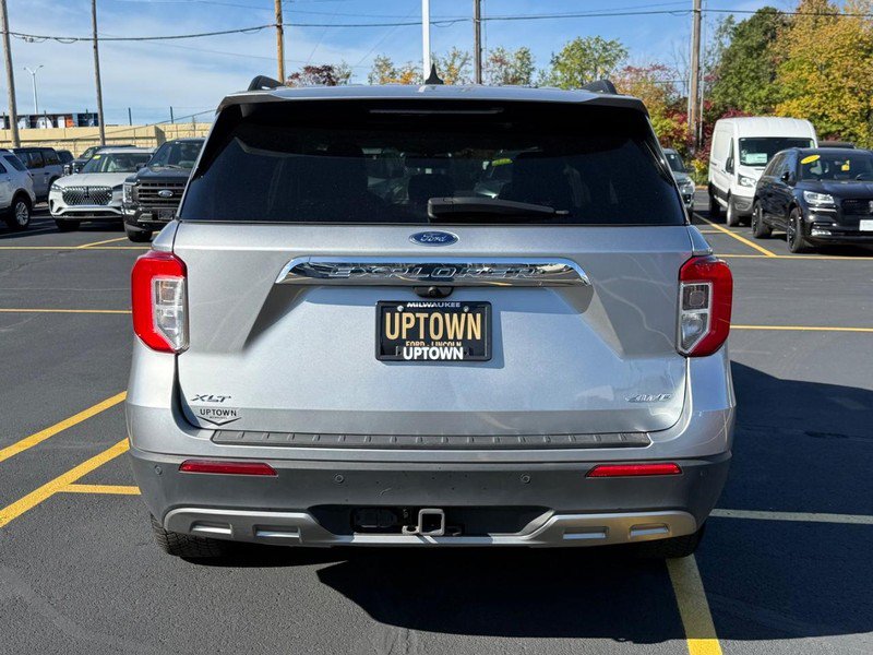 Certified 2023 Ford Explorer XLT w/ Equipment Group 202A AWD/4WD image 5