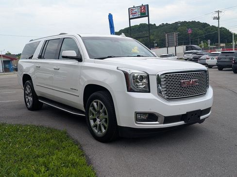 Used 2016 GMC Yukon XL Denali w/ Open Road Package AWD/4WD image 6