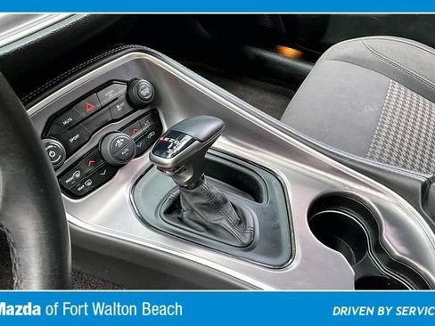 Used 2019 Dodge Challenger SXT RWD image 14