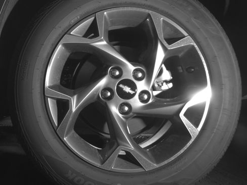 Used 2025 Chevrolet Trax LT FWD image 14
