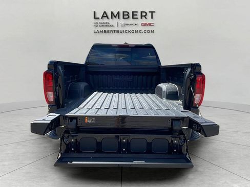 New 2026 GMC Sierra 1500 SLE w/ Preferred Package image 9