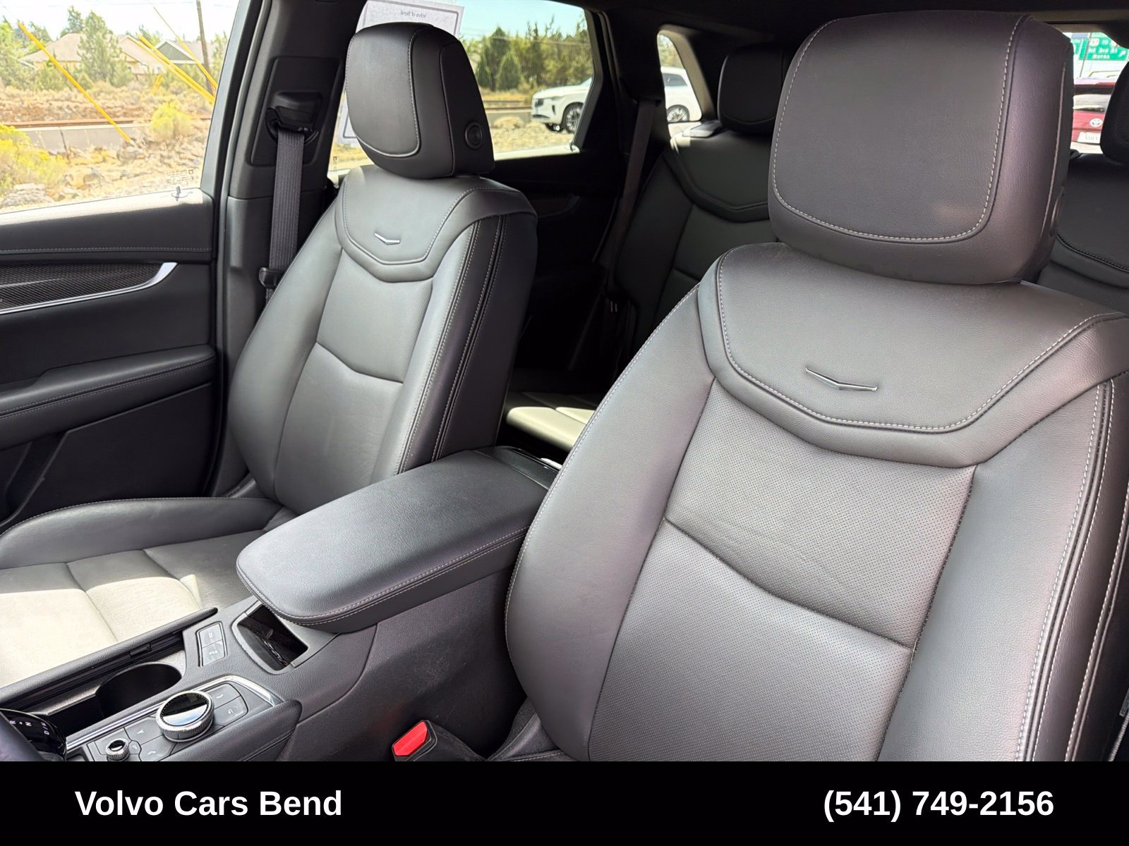 Used 2024 Cadillac XT5 Sportv w/ Technology Package AWD/4WD image 19