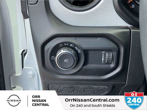 Used 2024 Jeep Wrangler Unlimited Sport AWD/4WD image 18